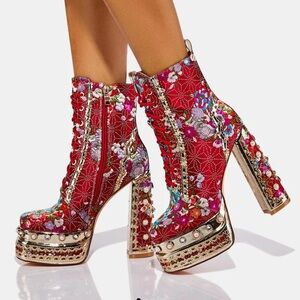 Azalea Wang Richie Rich Platform Boots - Brand New